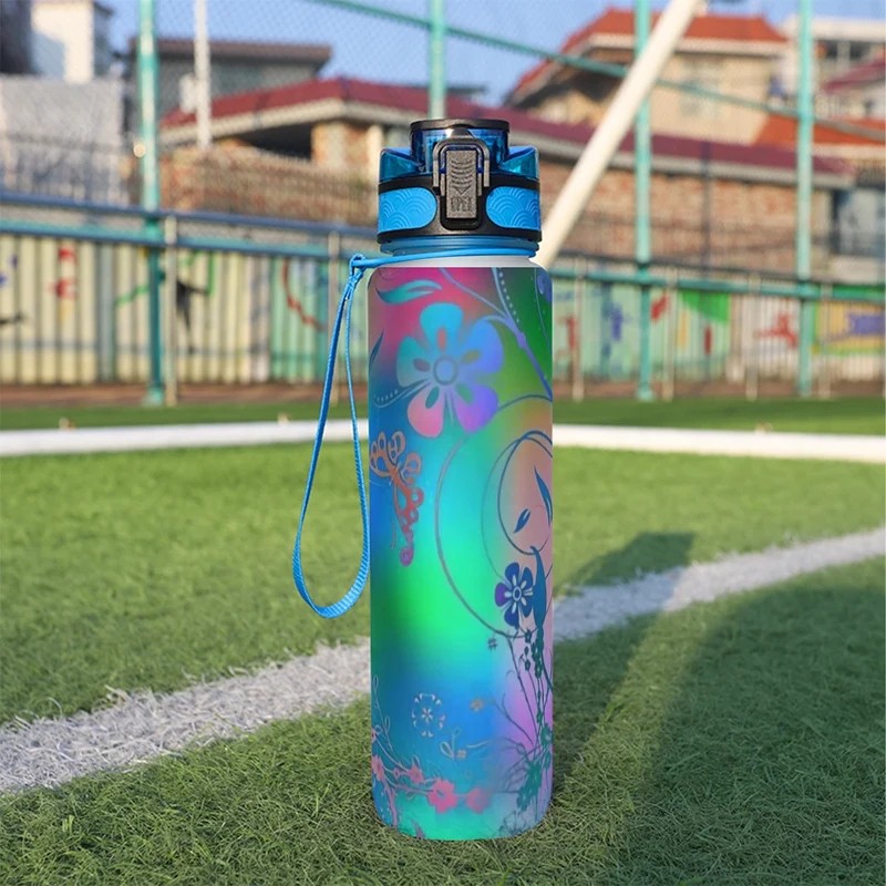 Borraccia Sportiva 950ml con Design — Sport Water Bottle