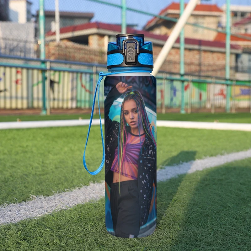 Borraccia Sportiva 950ml con Design — Sport Water Bottle