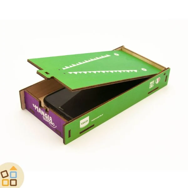 MANGIATELEFONO, COCCODRILLO