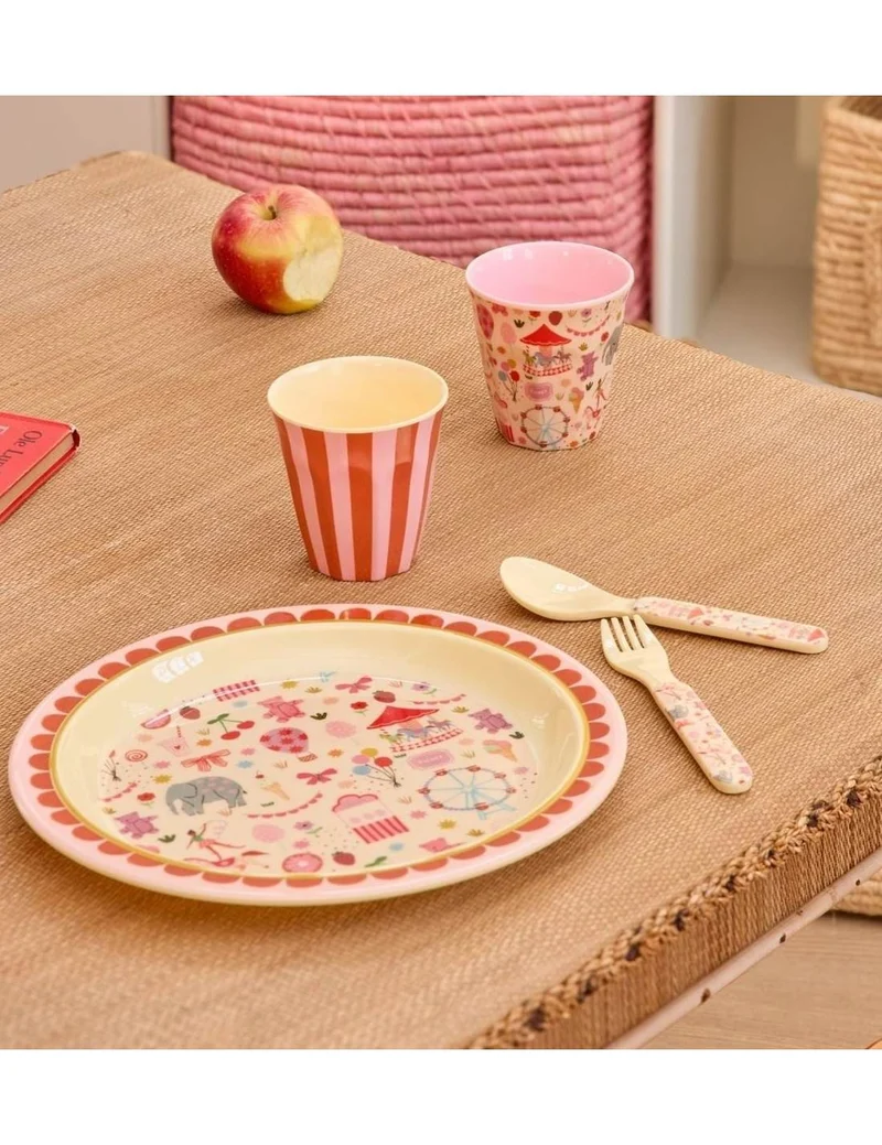 Rice Piatto Piano Per Bambini In Melamina Fun Fair Rosa 22cm