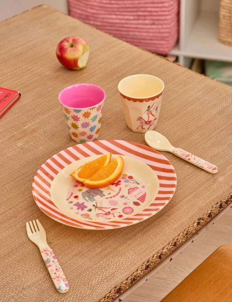 Rice Piatto Fondo Per Bambini In Melamina Fun Fair Rosa 20cm