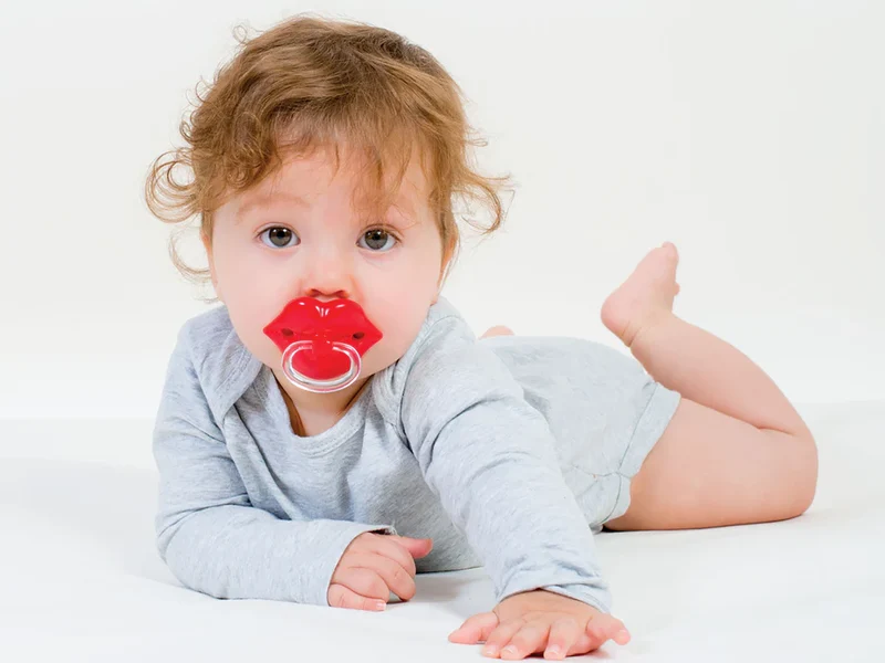 LIP PACIFIER