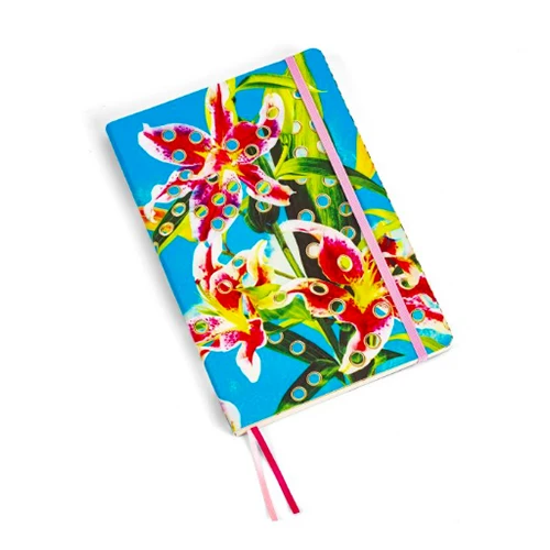 TOILETPAPER NOTEBOOK BIG FLOWERS WITH HOLES