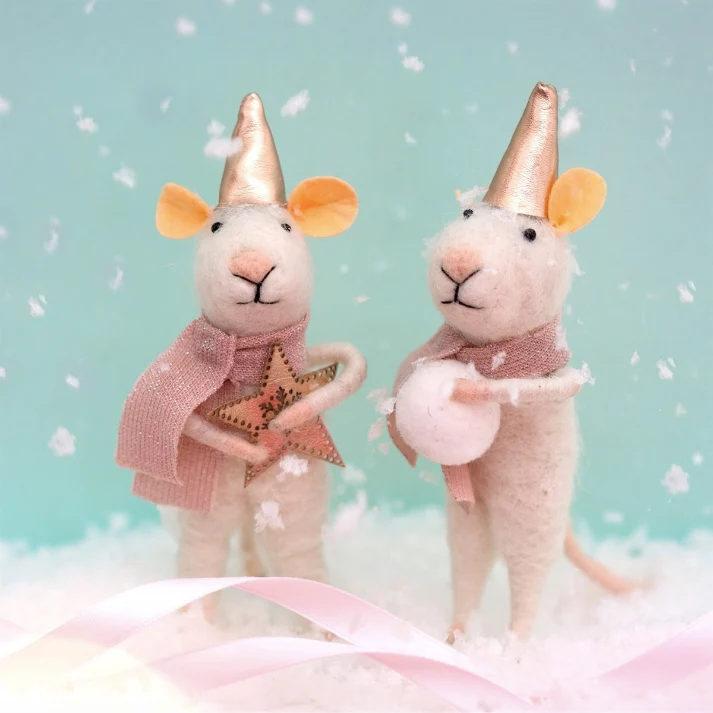 MOUSE FELT DECORATION