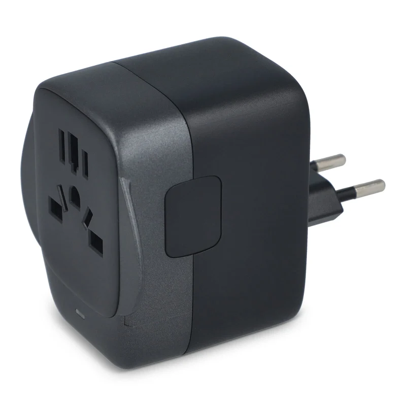 Adattatore da viaggio PowerPro in plastica riciclata