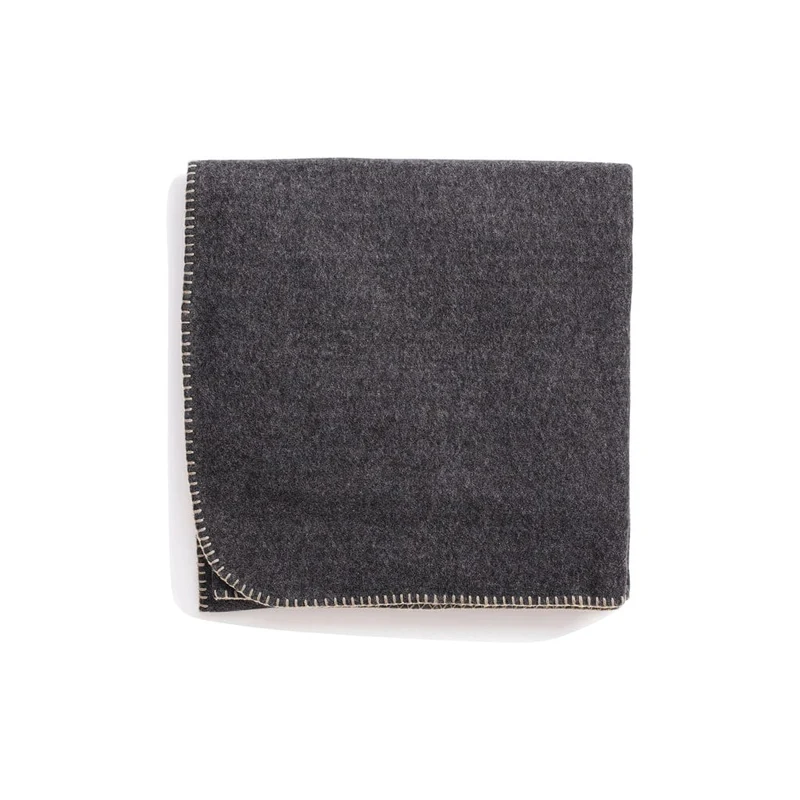 Coperta VINGA Bilton in materiale riciclato