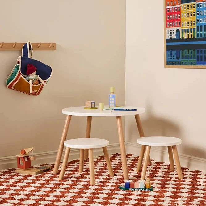 Kid's Concept – Set Tavolino + 2 Sgabelli “Kid’s Base” – Bianco (FSC)